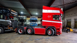 20260201-Tom-Holding-00001